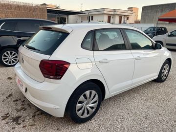 Volkswagen Polo - 4