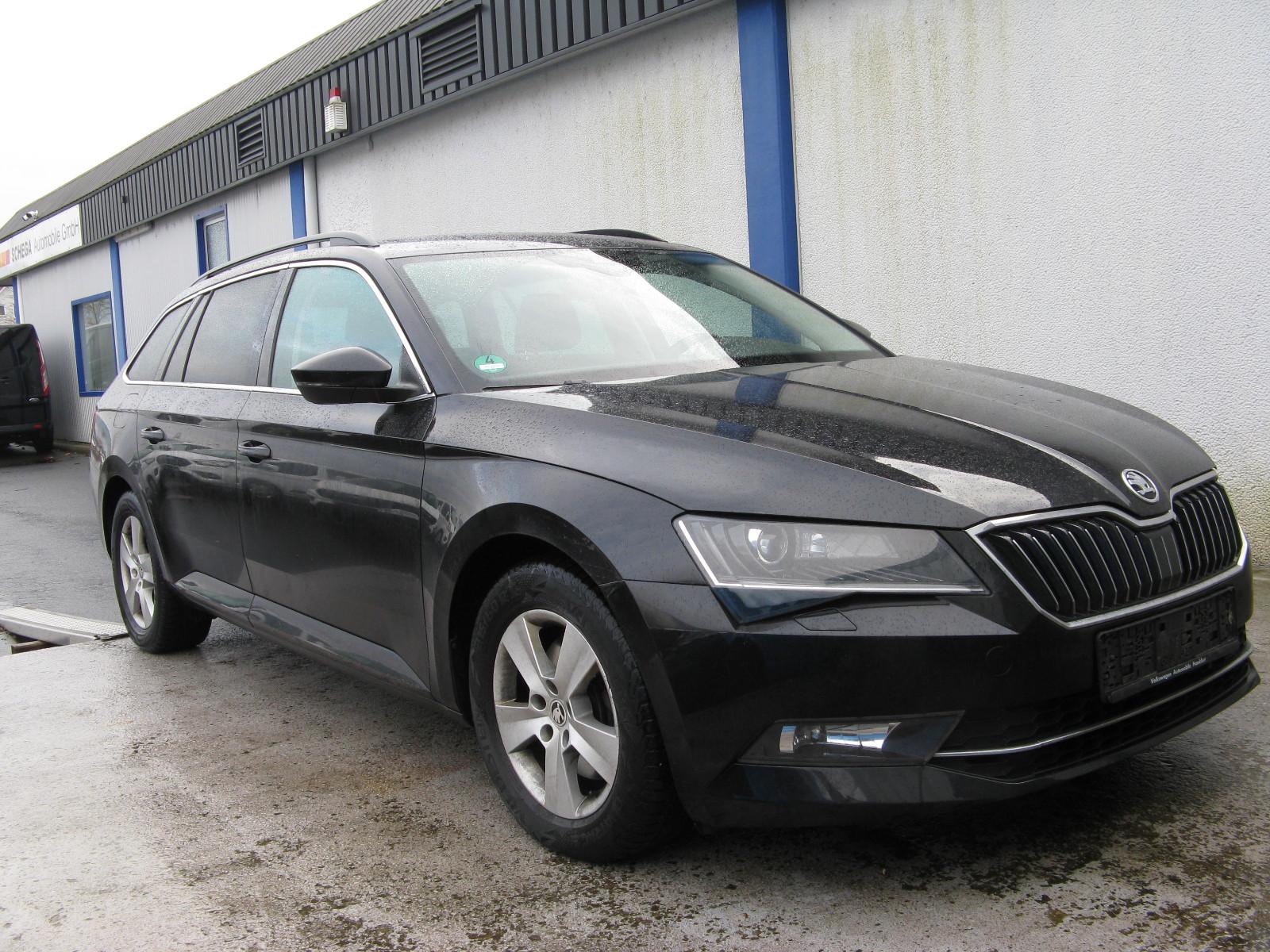 Skoda Superb Combi Ambit 2.0 TDI 4x4 XEN PDC ACC 190PS