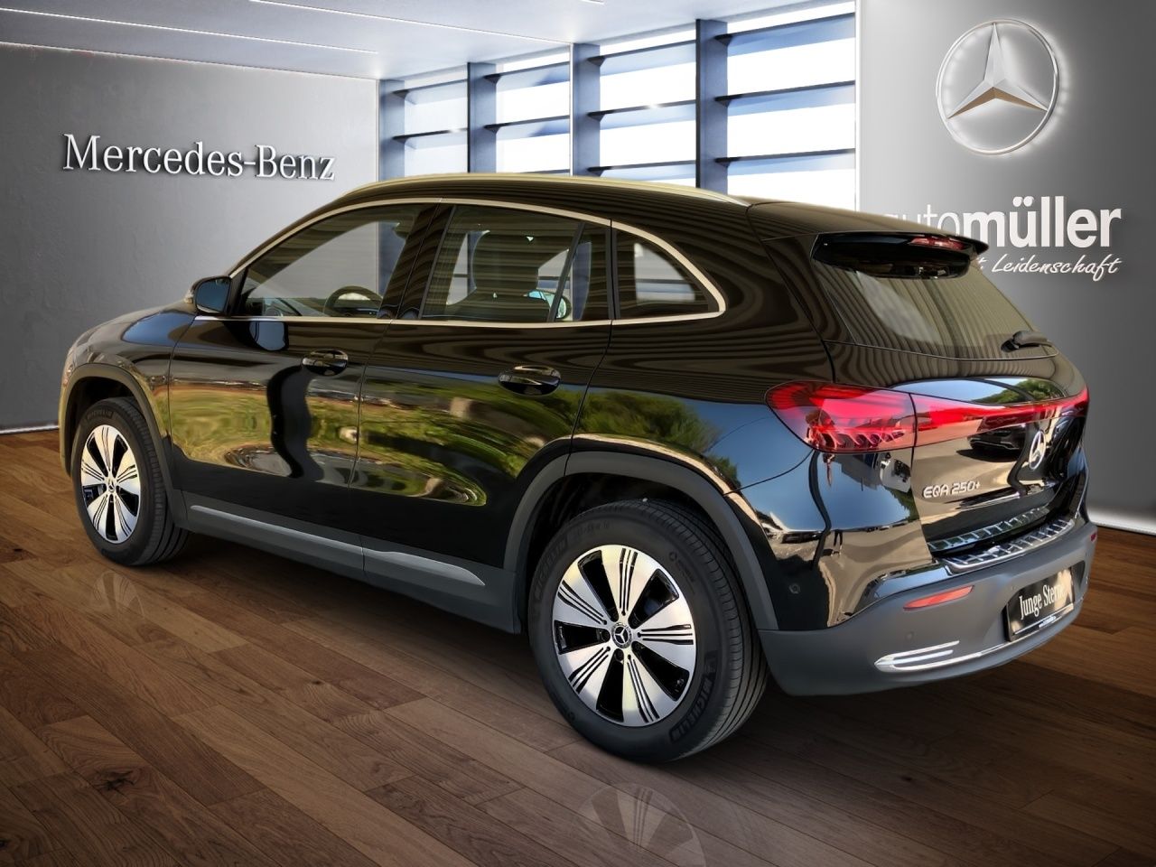 Fahrzeugabbildung Mercedes-Benz EQA 250+ BONUS+PROGRESSIVE+PANO+LENKRADHEIZ+