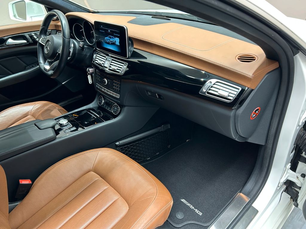 Mercedes-Benz CLS 400 CLS400 Shooting Brake *AMG*HOLZBODEN*MAGNO*B&O*