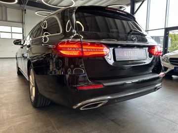 MYAUTOCENTER – Gebraucht- und Jahreswagen mit Werkstattservice in Pfaffenhofen Mercedes-Benz E 220 *TÜV:228*ACC*NAV*2-Zonen*LED*
