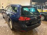 Volkswagen Golf VII Variant 2.0 TDI Cup PDC/AHK/SHZ - Volkswagen Golf Variant mit Diesel-Antrieb
