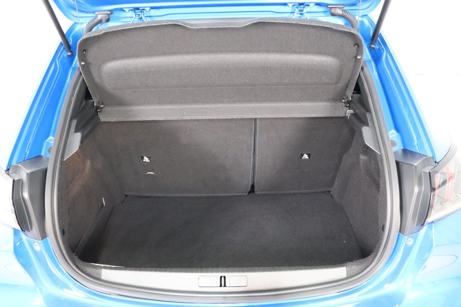 Fahrzeugabbildung Peugeot 208 1.2i Allure Pack * HU / AU neu