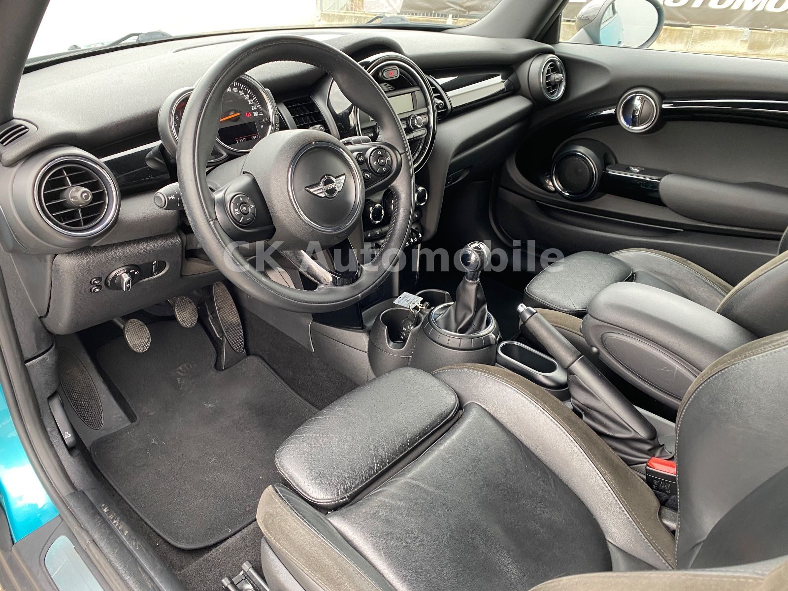 Fahrzeugabbildung MINI Cooper Cabrio  Chili/Leder/LED/PDC/Tempomat