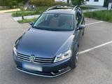 Volkswagen Passat B7 Variant 2.0TDI Highline AHK Pano... - Volkswagen Passat aus 2011: Kombi, Highline