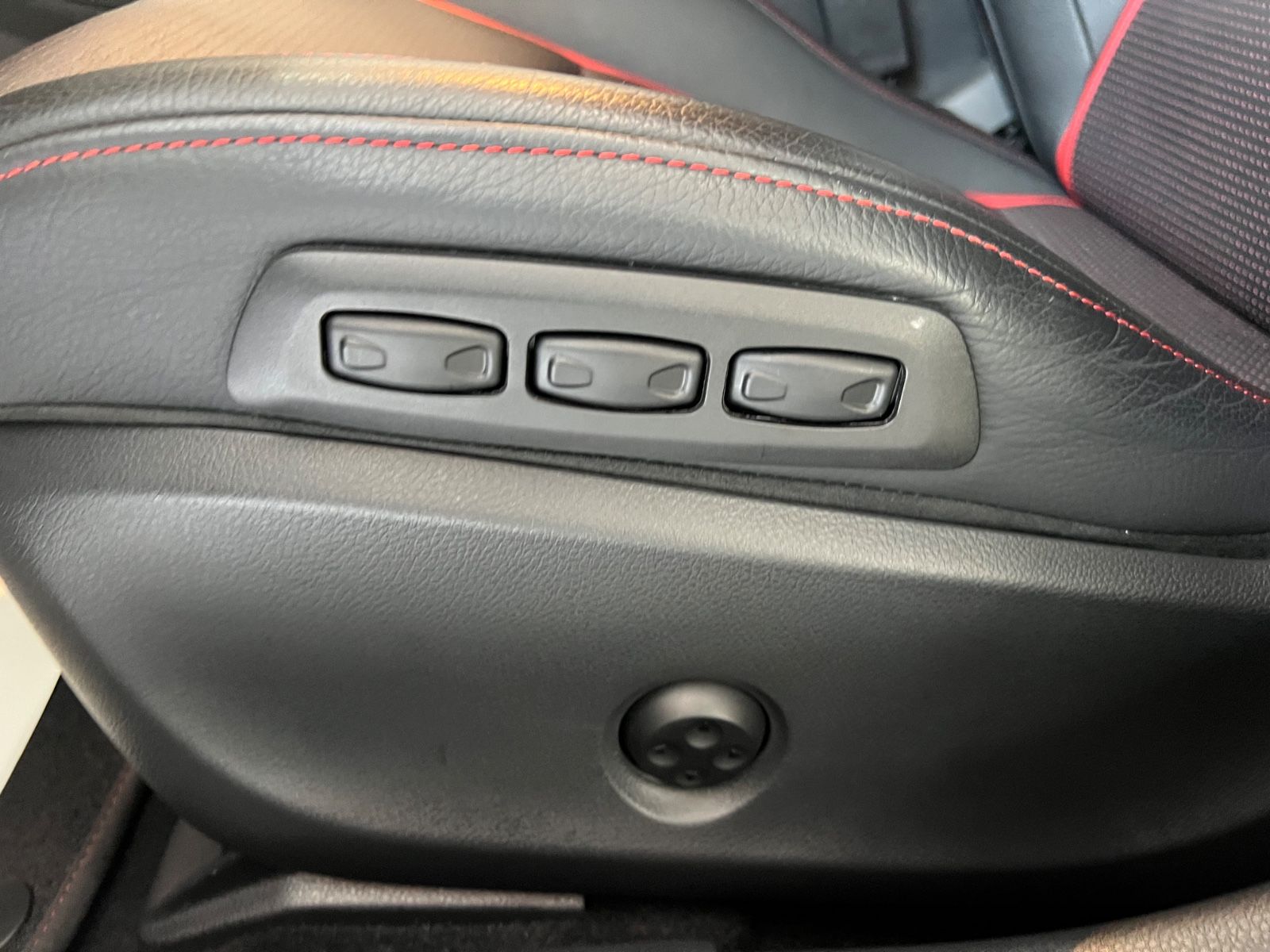 Fahrzeugabbildung Mercedes-Benz A 45 AMG 4Matic*MATT-GRAU*PERFORMANCE SITZE&AUSP