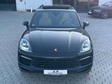 Porsche Cayenne E-Hybrid/Pano/360°/Luft/AHK/22ZollAlu - Porsche: 3.2