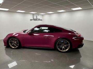 Porsche 992 - 12