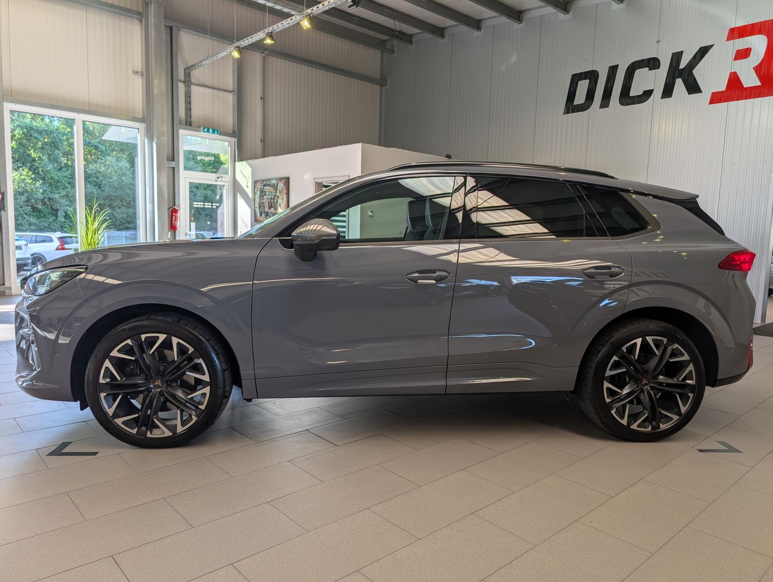 Fahrzeugabbildung CUPRA Terramar 2.0 VZ 4D Drive-XL HUD Matrix Pano 20"