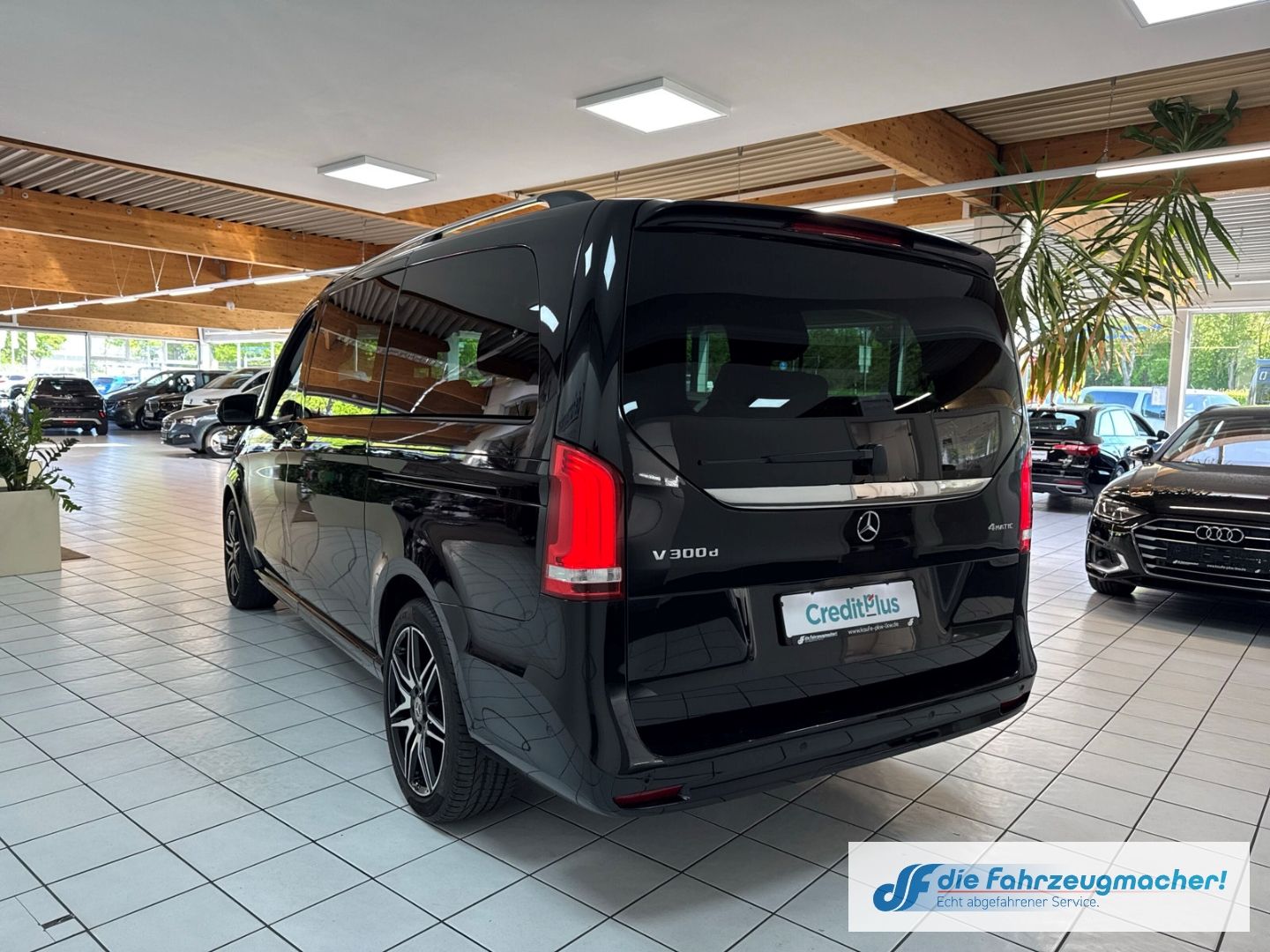 Fahrzeugabbildung Mercedes-Benz V 300 -Klasse  EDITION 2020 4MATIC lang AMG AHK-