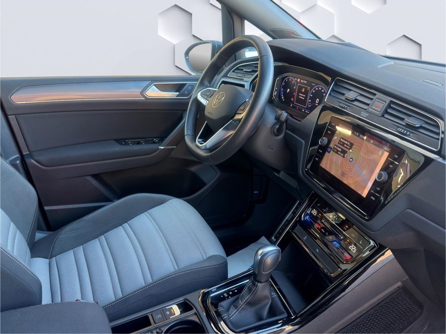 Touran BMT Start-Stopp Highline 1.5TSI AHZV LED 