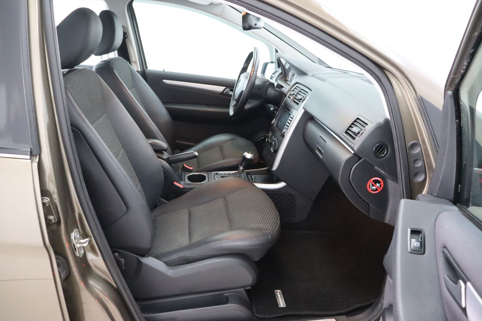 Fahrzeugabbildung Mercedes-Benz B 160 * PDC * Tempomat * Sitzhzg.