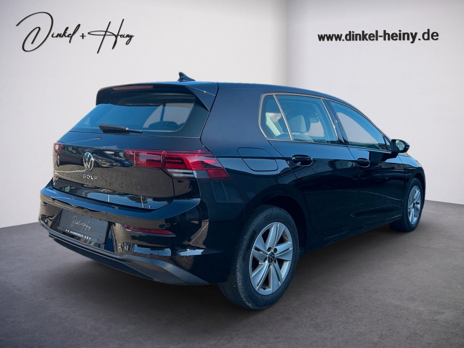 Fahrzeugabbildung Volkswagen Golf VIII Lim. Life 1.0 TSI