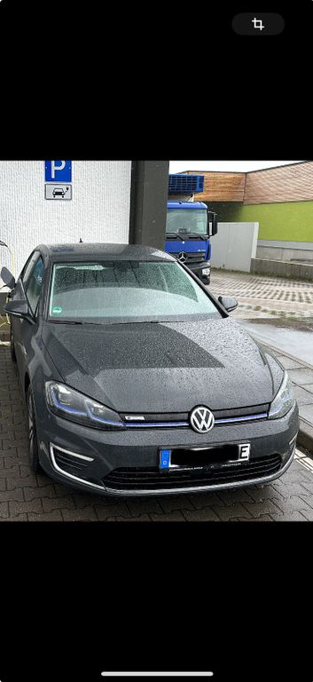 Image of Volkswagen Golf