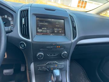 Ford S-Max - 7