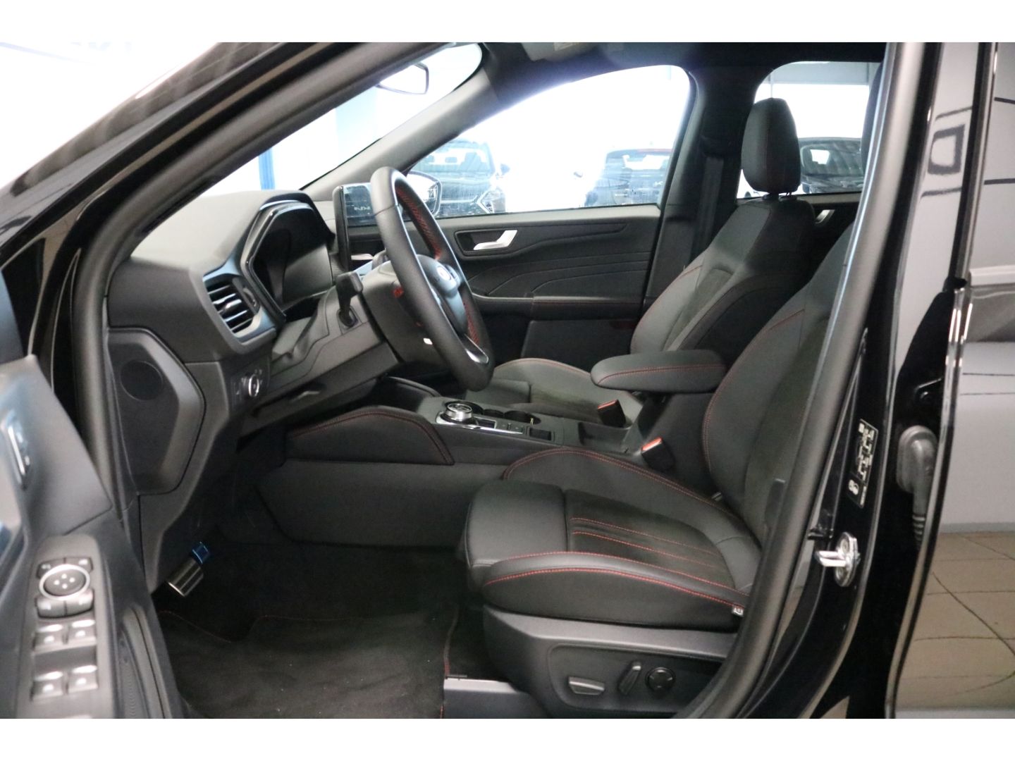 Fahrzeugabbildung Ford Kuga ST-Line X HEV 2.5 AWD NEUES MODELL