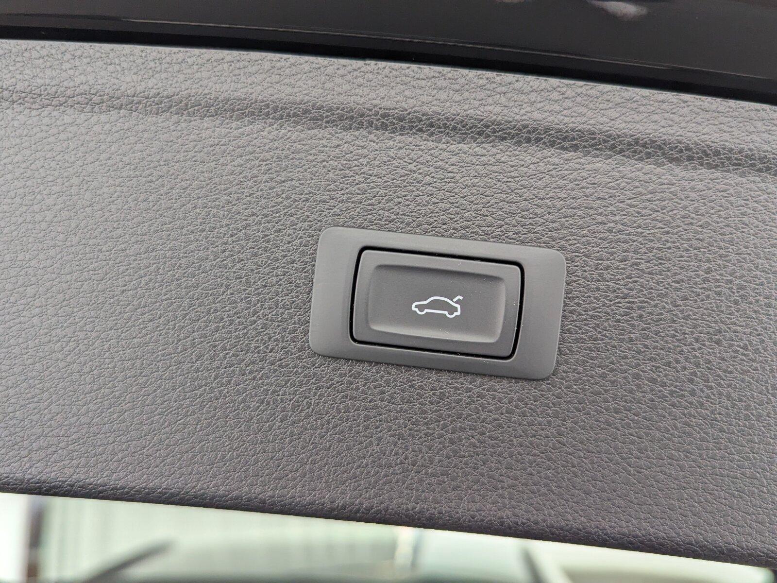 Audi Q5 40 2.0 TFSI quattro S line LED+NAVI+RFK+SHZ+