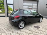 Peugeot 208 PureTech 82 Allure Allure - Peugeot 208 von privat