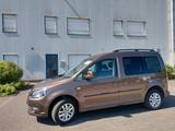 Volkswagen VW Caddy 1,2l   - Volkswagen Caddy mit Benzin-Antrieb: Kombi, 1.2
