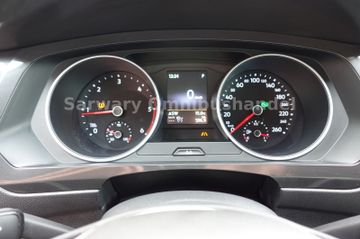 Volkswagen Tiguan - 12