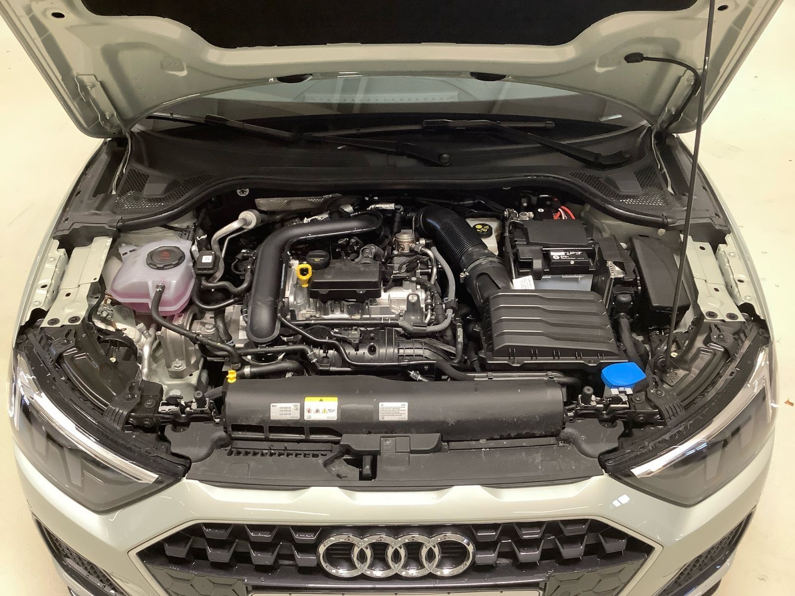 A1 Sportback advanced 25 TFSI,Navi Plus,PDC Plus