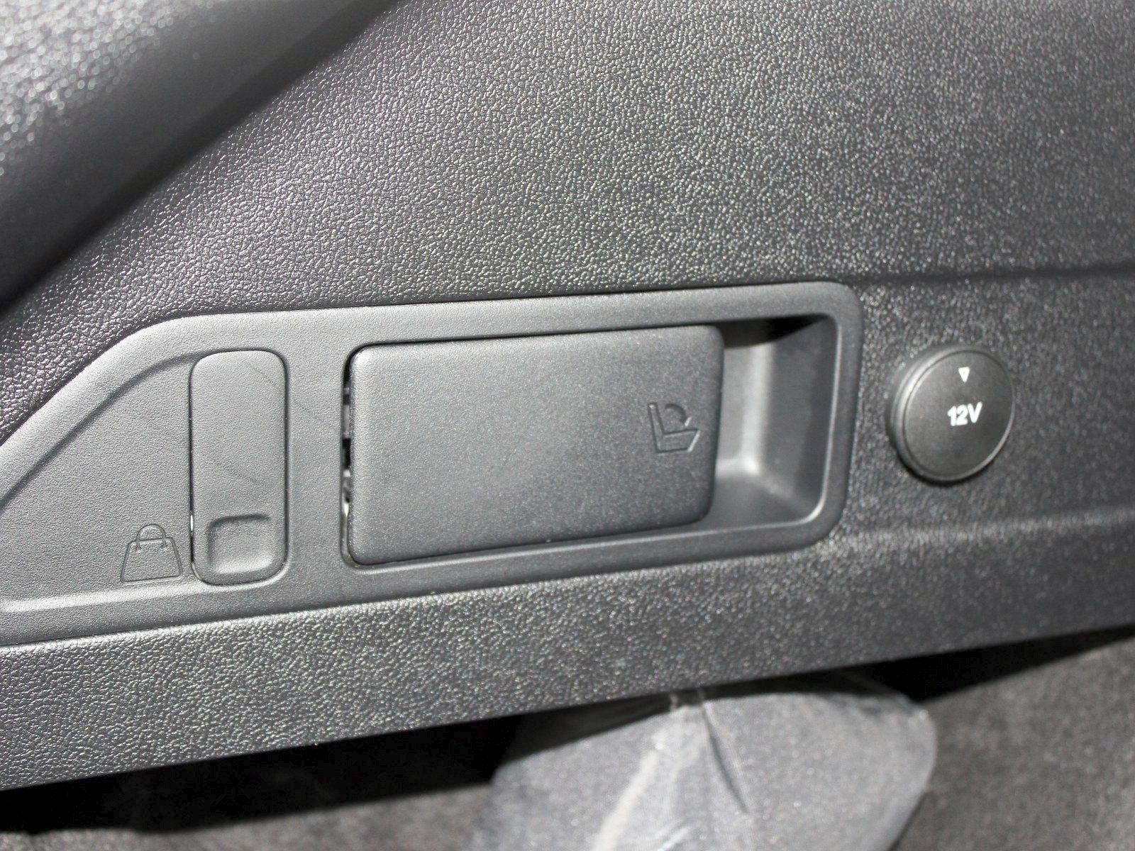 Fahrzeugabbildung Ford Focus Titanium 1,5 EcoBlue Start/Stopp