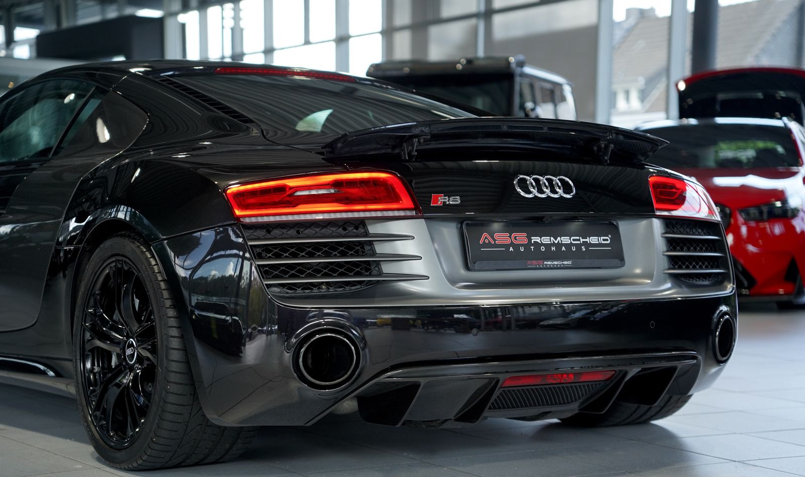 Audi R8