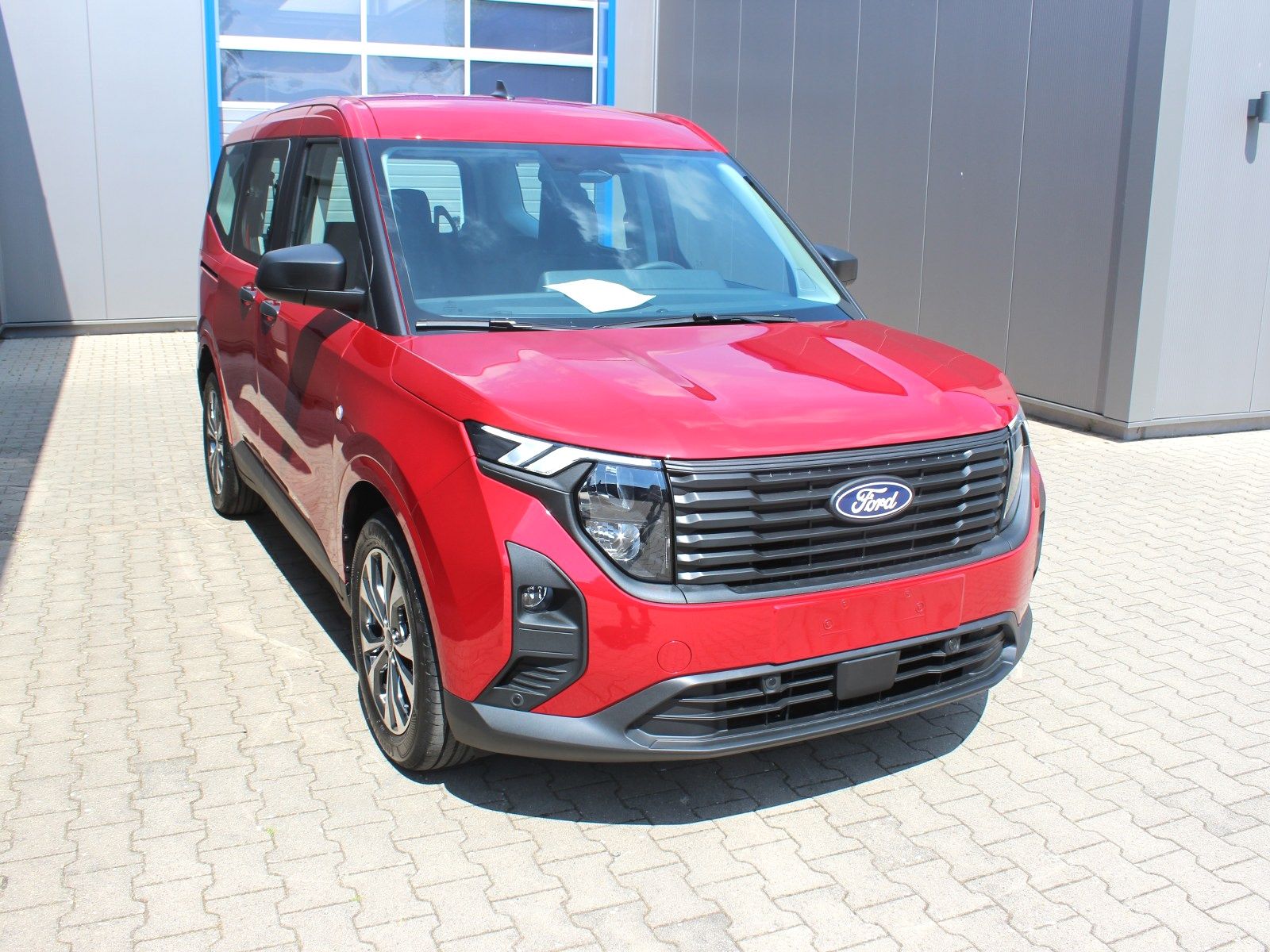 Fahrzeugabbildung Ford Tourneo Courier Trend
