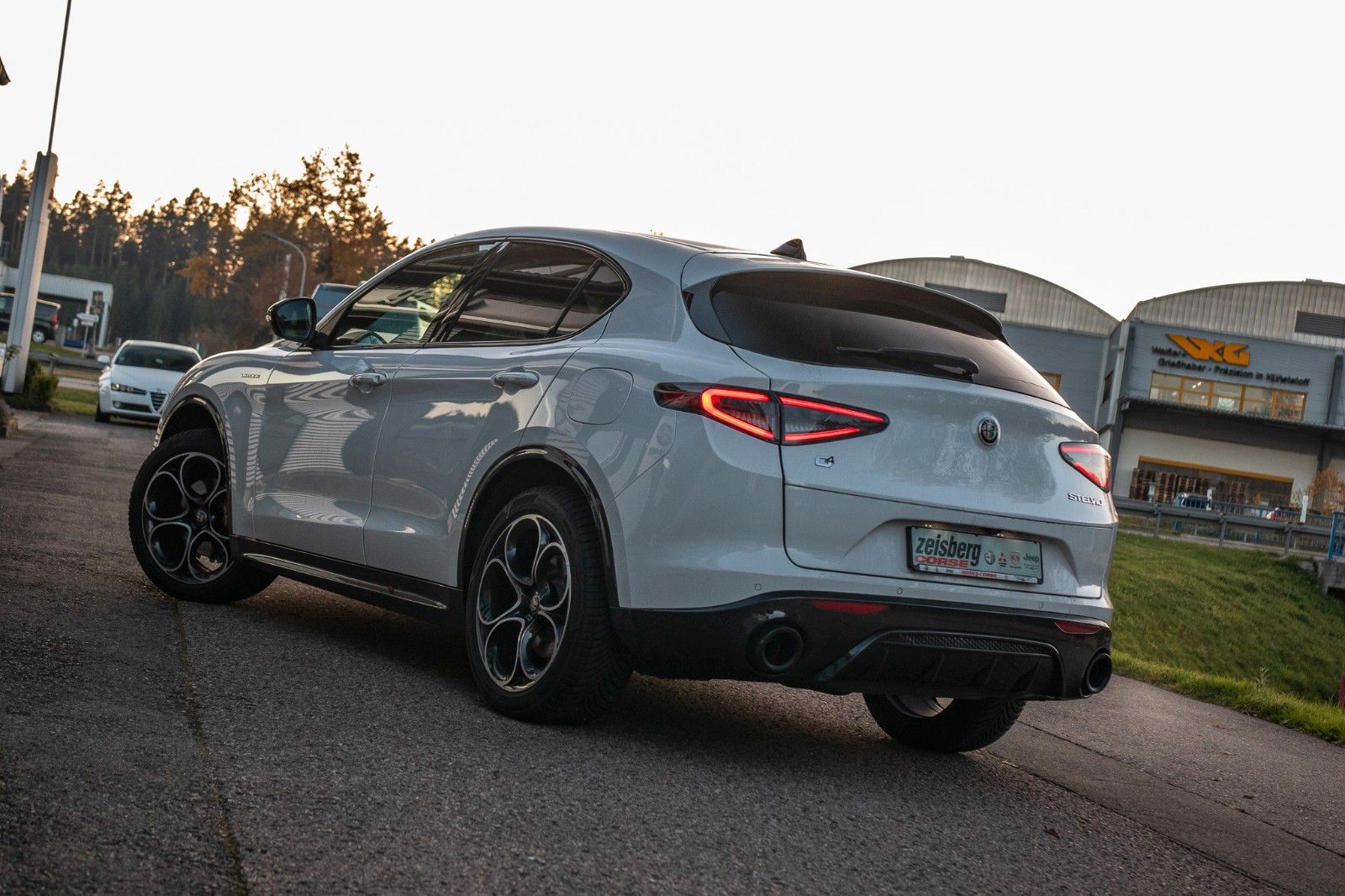 Fahrzeugabbildung Alfa Romeo Stelvio Veloce 2.2 Q4 AT8 * ab 309€/Monat o. Anz