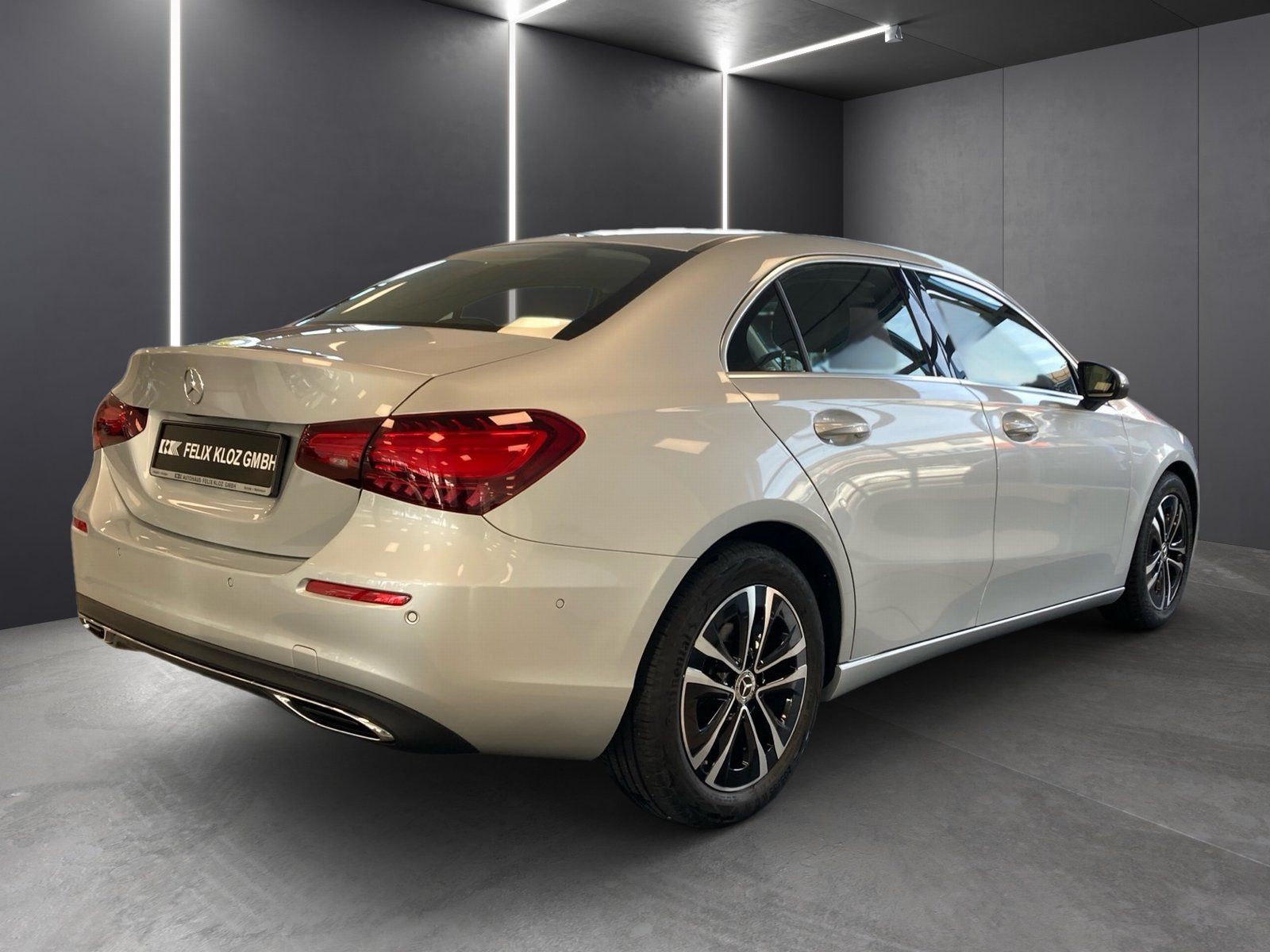 Fahrzeugabbildung Mercedes-Benz A 180 d Lim. Progressive*LED*Kamera*Burmester*