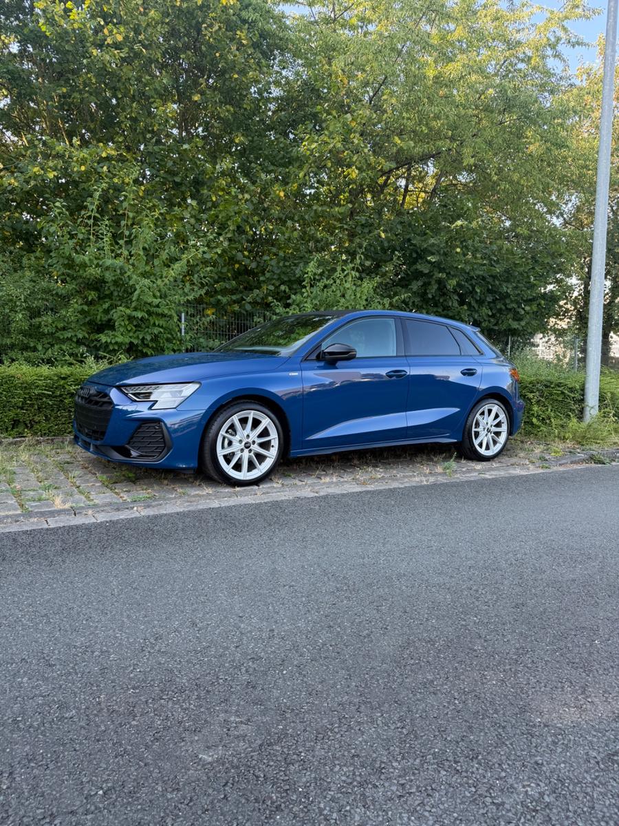 Audi A3 35 TFSI S tronic S line Sportback S line