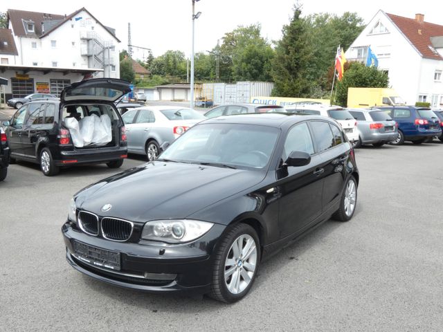 BMW 123 Baureihe 1 Lim. 123d XENON LEDER MFL PDC