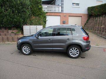 Volkswagen Tiguan - 8