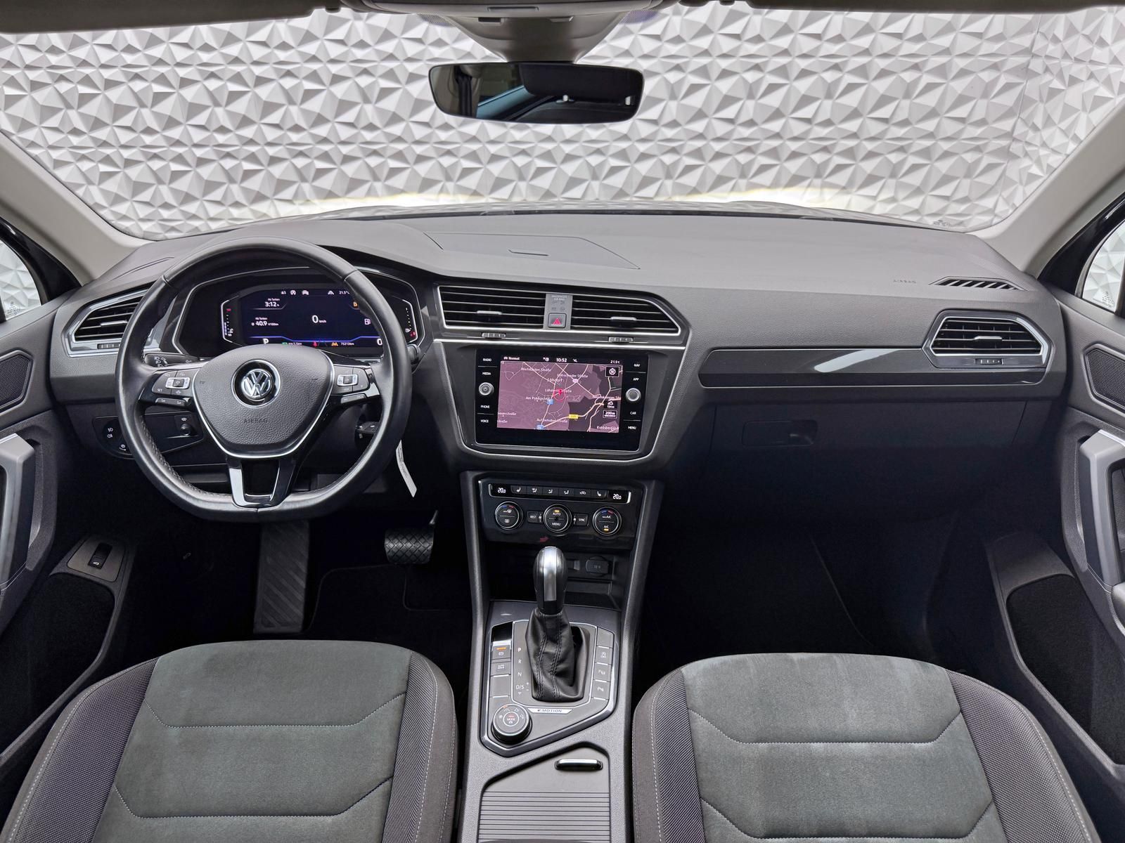 Fahrzeugabbildung Volkswagen 2.0 TSI IQ 4MOTION/HIGHLINE/ACC/VIRTUAL/HUD/RCAM