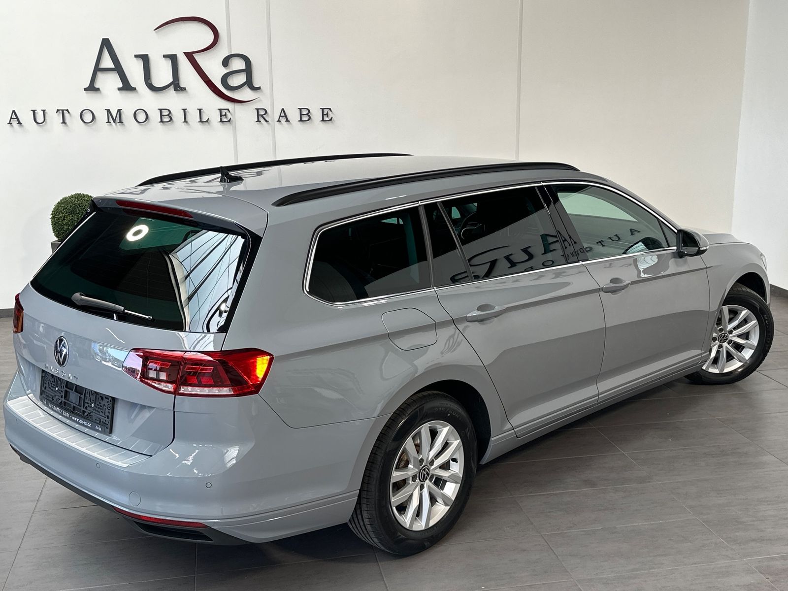 Fahrzeugabbildung Volkswagen Passat Variant Business NAV+LED+ACC+KAMERA