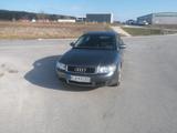 Audi A4 2.0 - - Audi A4 aus 2001: 2.0