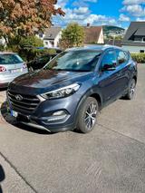 Hyundai TUCSON - Hyundai TUCSON: Hyunda
