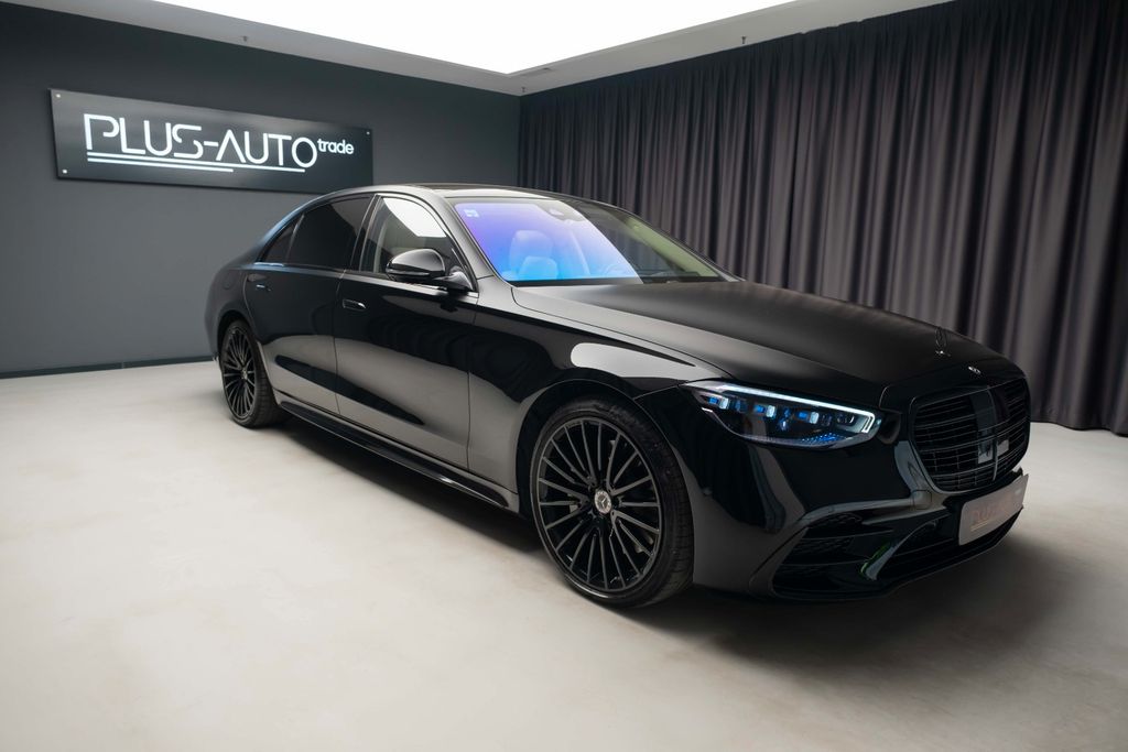 Image of Mercedes-Benz S 500