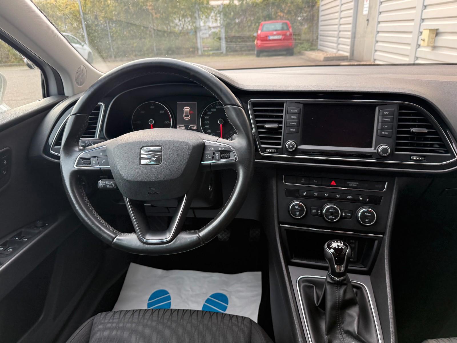 Seat Leon 2015 — фото 12