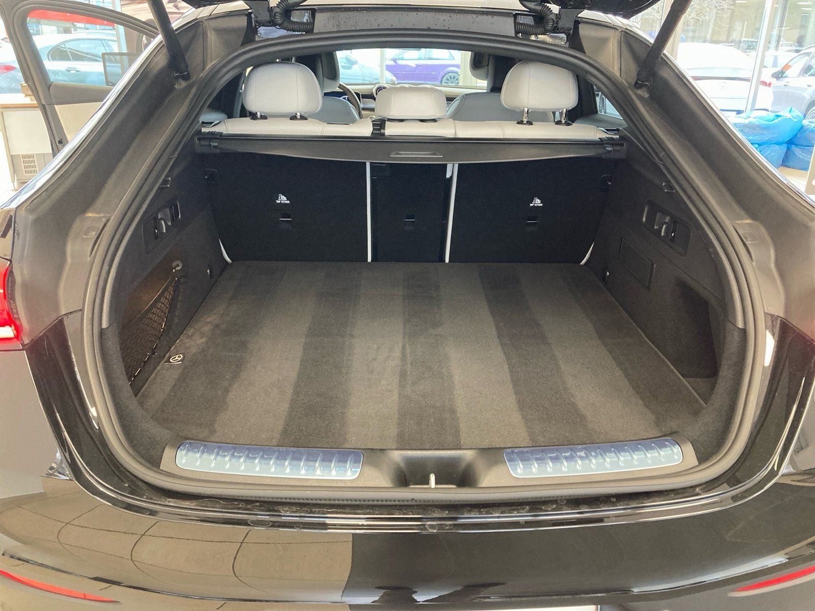 Fahrzeugabbildung Mercedes-Benz GLC 200 4M Coupe AMG*AHK*Distr*Totwink*Memo*Kam*