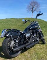 Harley-Davidson Dyna Street Bob - 2011 STREET BOB