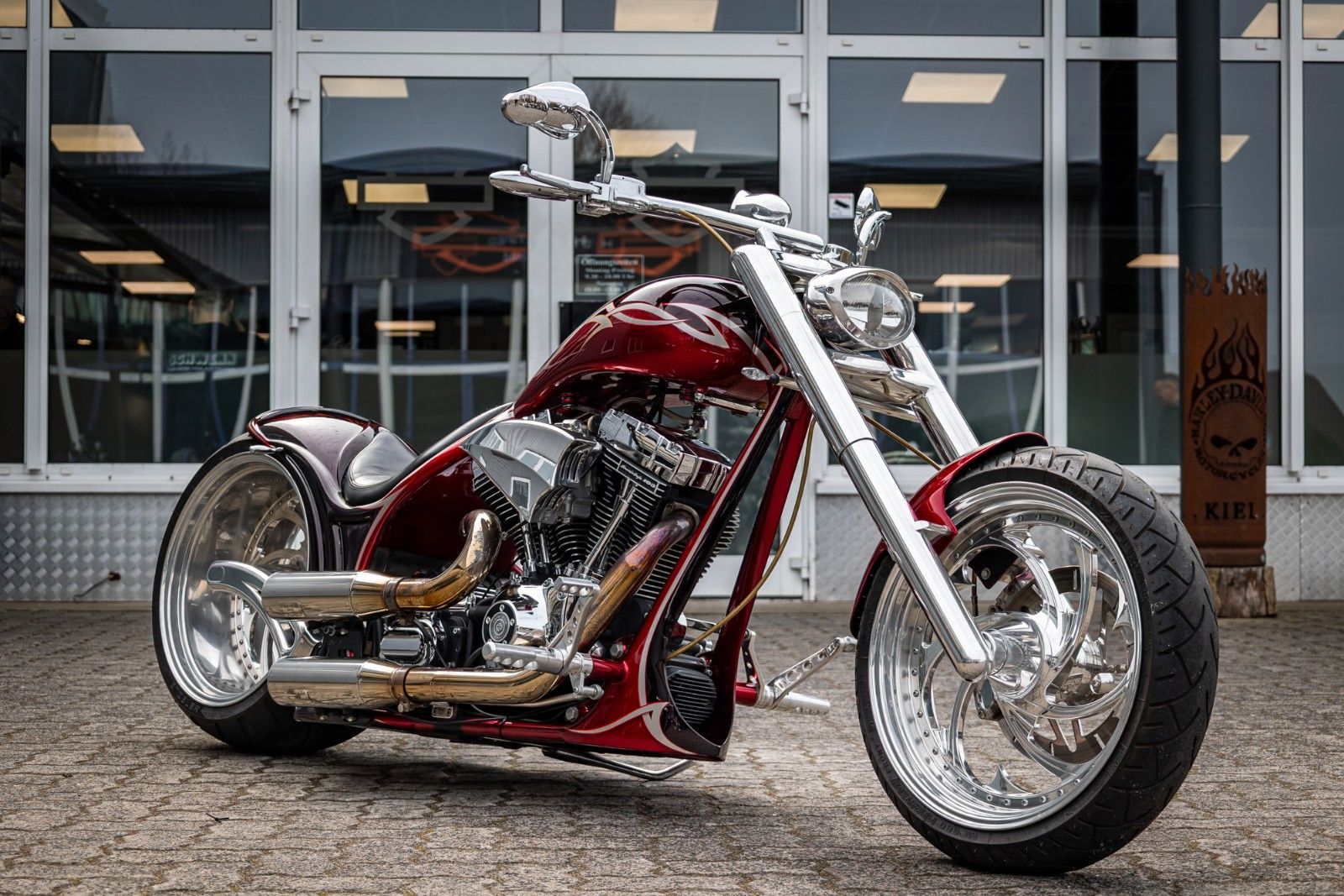 Fahrzeugabbildung Harley-Davidson THUNDERBIKE RED SCORPION FREESTYLYE 103