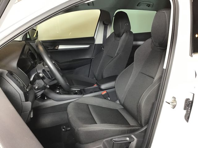 Fahrzeugabbildung Skoda Karoq Selection 1.5 TSI DSG/ACC/SmartLink/LED