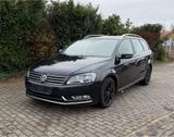Volkswagen VW Passat 2.0 TDI B7 Highline DSG AHK Pano... - Volkswagen Passat aus 2011: Kombi, Highline