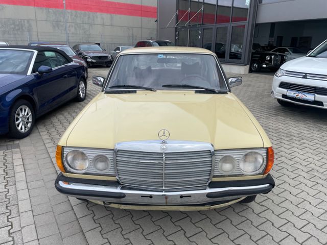 Mercedes-Benz W123 250