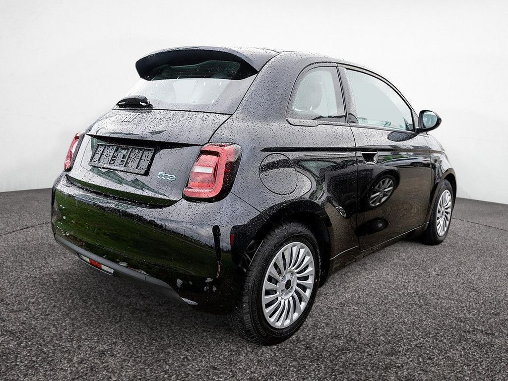 Fahrzeugabbildung Fiat 500e Action "Aktionsfahrzeug" KLIMA PDC REGENS.