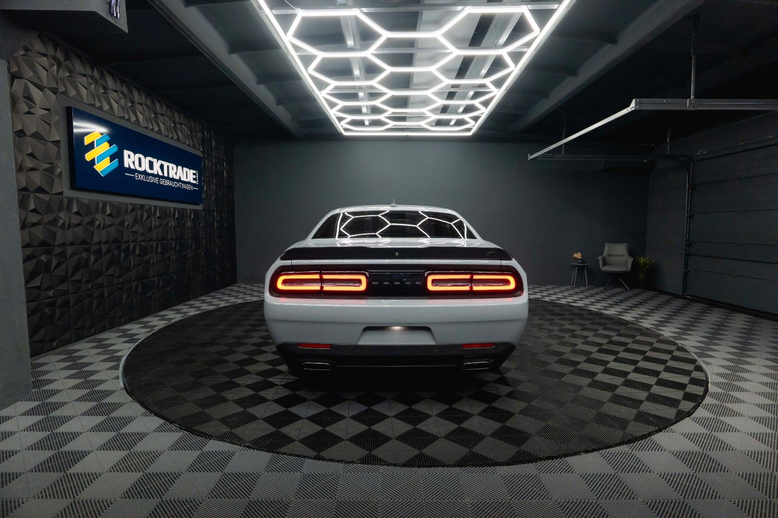 Fahrzeugabbildung Dodge Challenger 3.6 V6 4x4 GT SRT Styling *LED*19%*