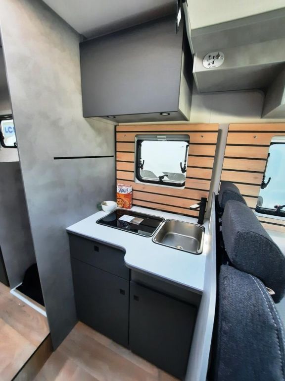 Fahrzeugabbildung Crosscamp EXPDN 7.4 E Verfüg./Sparen Sie 4.566,- €