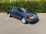 Mercedes-Benz 300 TE 4 MATIC 124 T - Mercedes-Benz 300: Kombi, Automatik