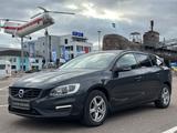 Volvo V60 Kombi Linje  BI-XENON RFK AUTOMATIK SHZ AHK - Volvo V60 mit Diesel-Antrieb